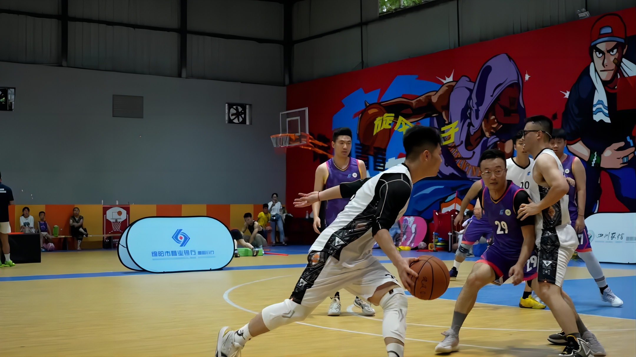 超燃比拼,火力全开!快来一起围观“德阳发展 德阳农商行”杯篮球激战